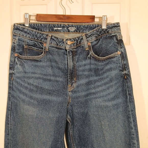 Old Navy Bundle Of Dark Wash Jeans - Picture 15 of 16